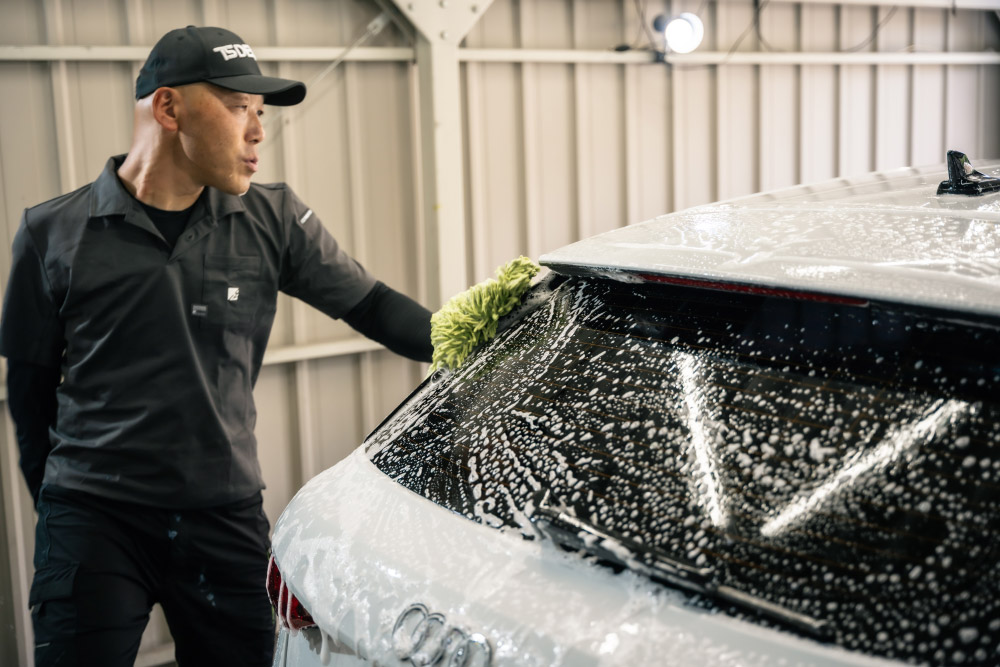 まごころ純水手洗い洗車|純水で、愛車をやさしく丁寧に。